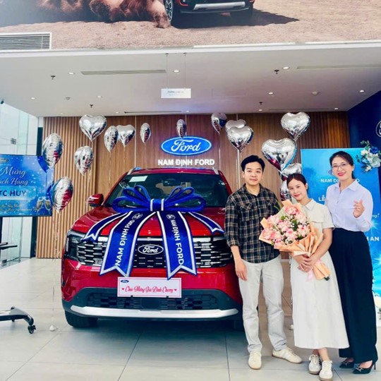 giao xe ford nam định
